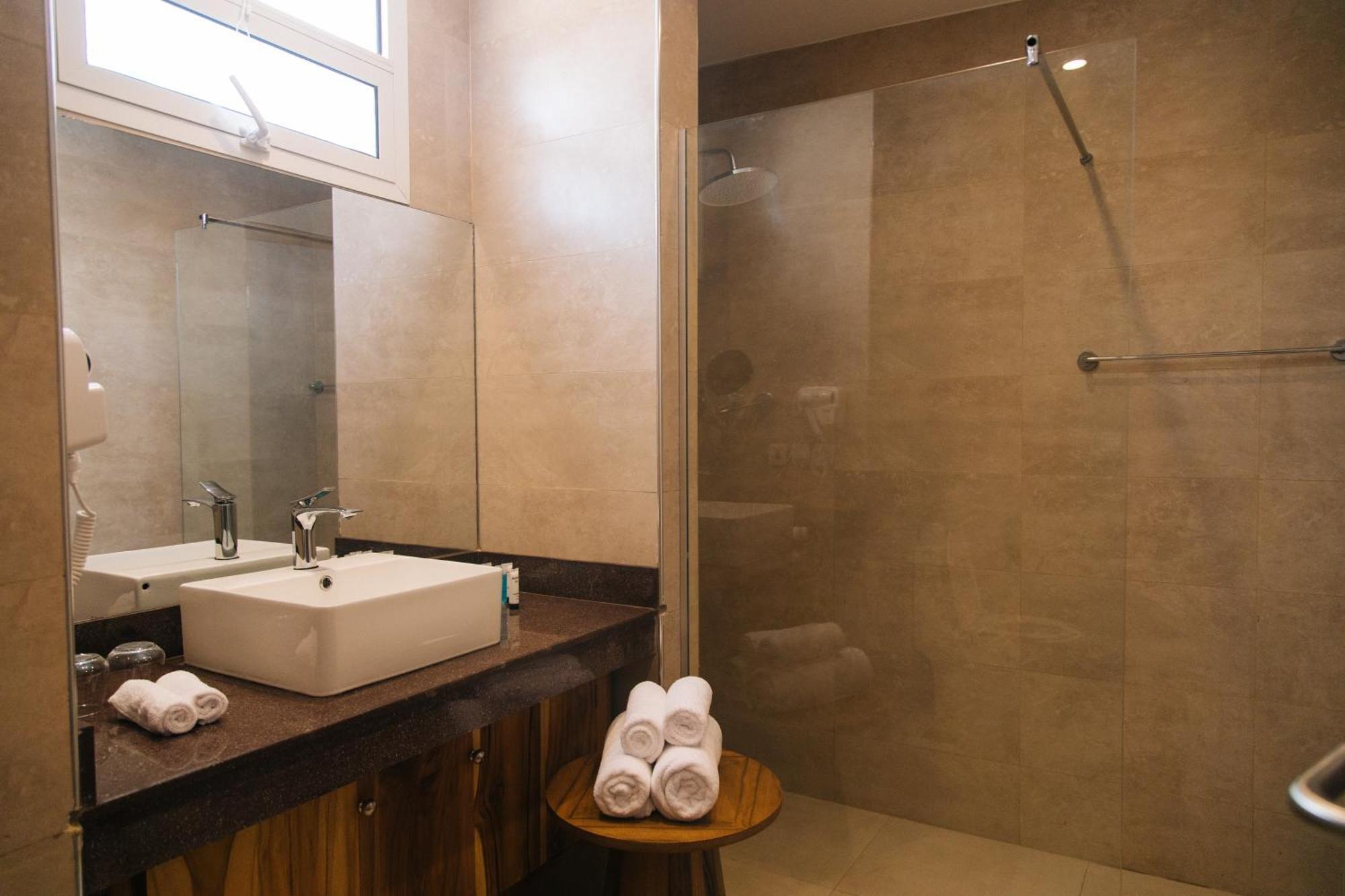 Resort Royal Mandarin & Pwani Mchangani